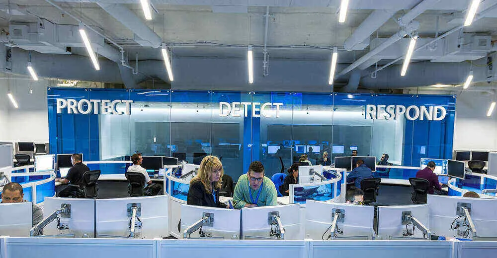 Gobernanza de datos y la protección frente a amenazas cibernéticas, esenciales para liberar el verdadero potencial de la IA 20 Gobernanza de datos y la protección frente a amenazas cibernéticas, esenciales para liberar el verdadero potencial de la IA